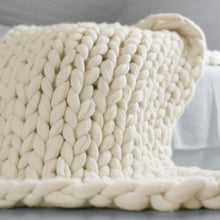 Load image into Gallery viewer, Royal Comfort Chunky Hand Knit Thick Weighted Blanket Plush 6.3KG
