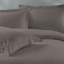 Load image into Gallery viewer, Royal Comfort 1200TC Quilt Cover Set Damask Cotton Blend Luxury Sateen Bedding