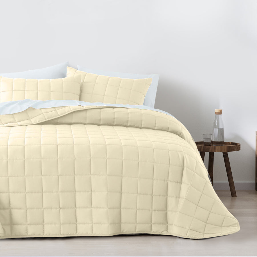 Royal Comfort Coverlet Set Bedspread 3 Piece Soft Touch Easy Care
