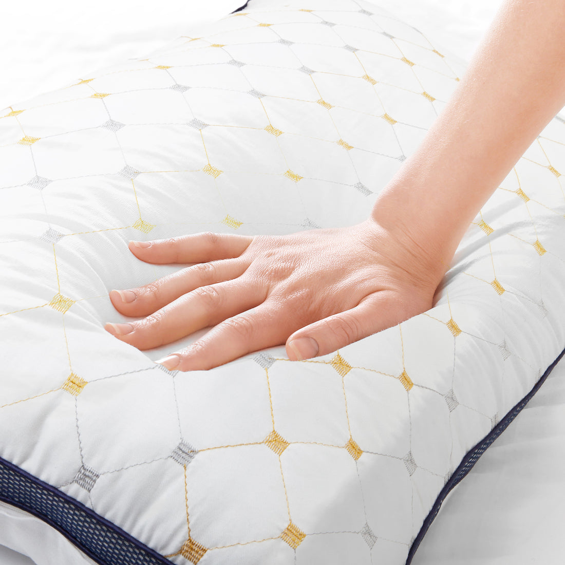 Royal Comfort Luxury Air Mesh Pillow Hotel Quality Ultra Comfort 2 Pack