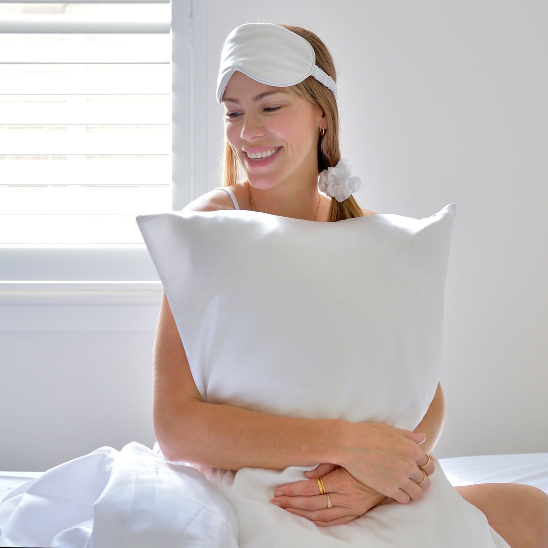 Royal Comfort Pure Mulberry Silk Sleep Gift Set White 3 Piece Luxury